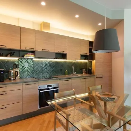 2 Bedroom With Balconies *