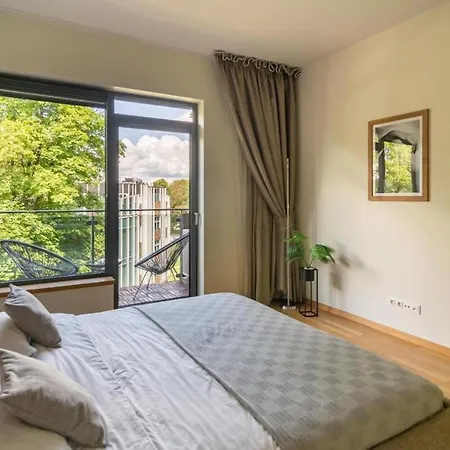 2 Bedroom With Balconies * ドルスキニンカイ