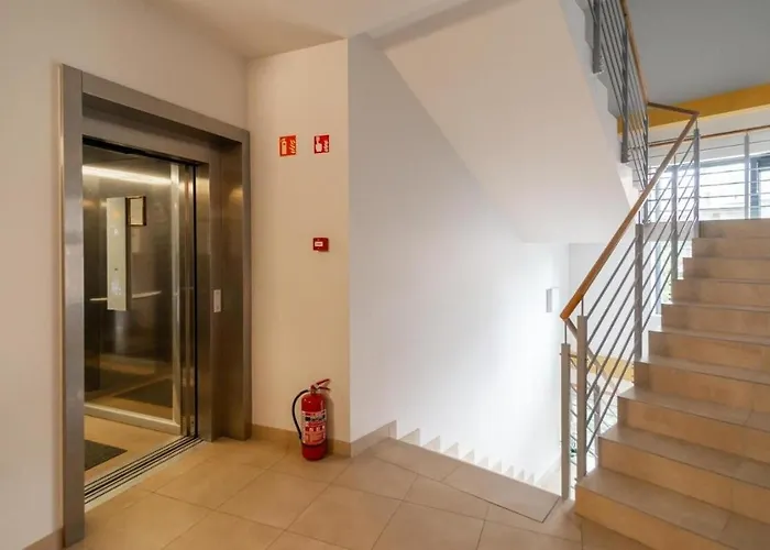 2 Bedroom With Balconies アパート ドルスキニンカイ