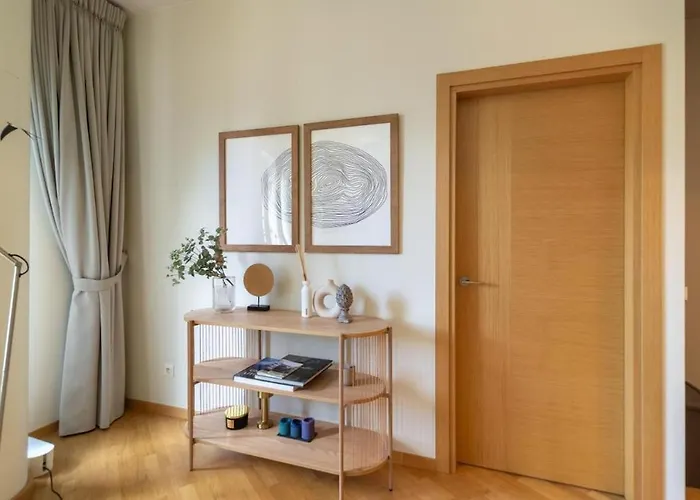 2 Bedroom With Balconies *