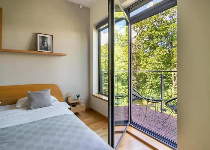 アパート 2 Bedroom With Balconies *