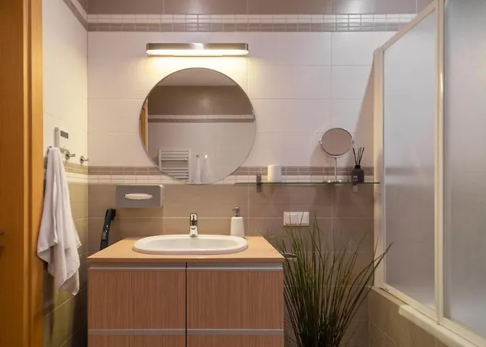 アパート 2 Bedroom With Balconies *